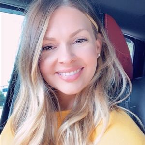 Meet your Posher, Andrea